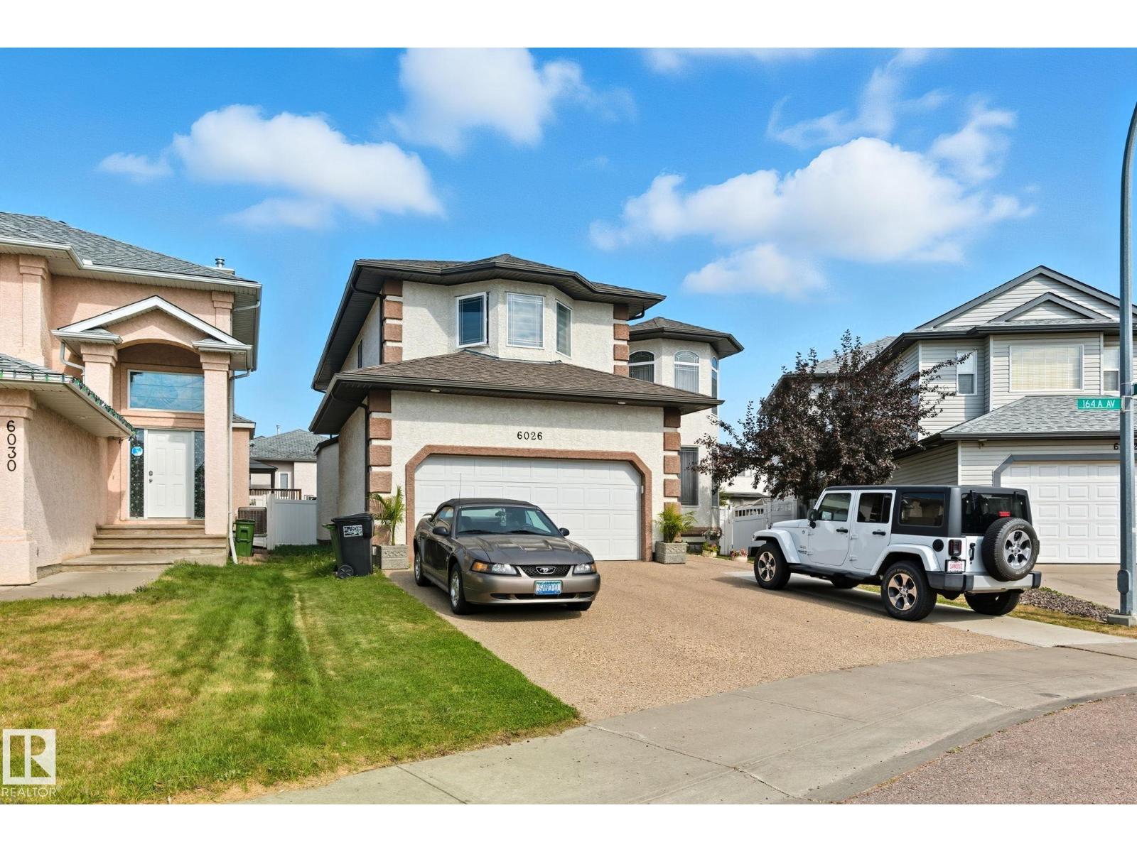 6026 164a Av Nw, Edmonton, Alberta  T5Y 0A7 - Photo 2 - E4468708