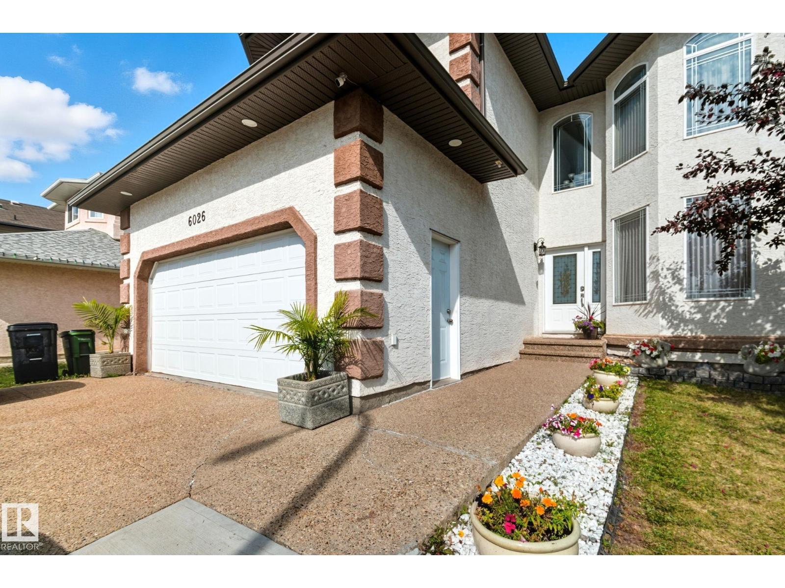 6026 164a Av Nw, Edmonton, Alberta  T5Y 0A7 - Photo 4 - E4468708