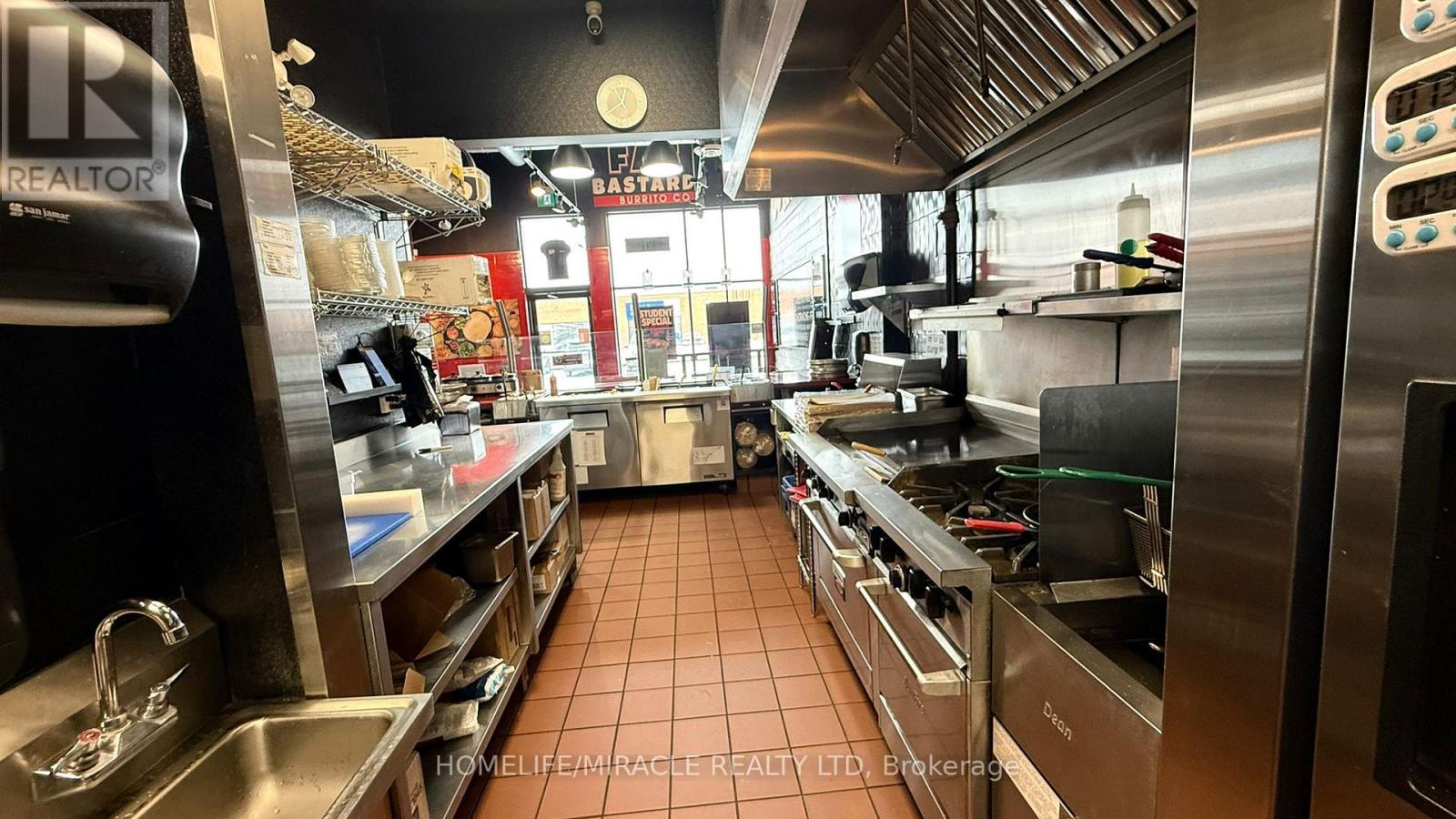 B-19 - 1675 Tenth Line Road, Ottawa, Ontario  K1E 3P6 - Photo 5 - X12617160