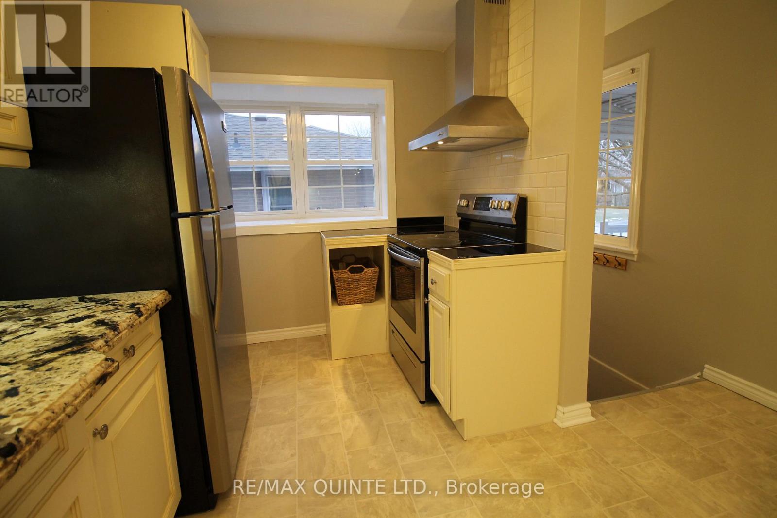 68 Elizabeth Crescent, Belleville, Ontario  K8N 1K5 - Photo 13 - X12474519