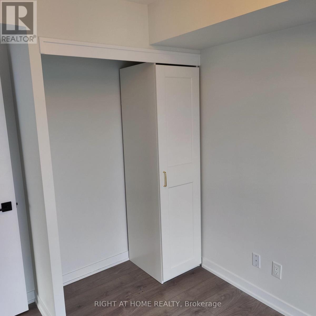 207 - 1401 O'connor Drive, Toronto, Ontario  M4B 2V5 - Photo 22 - E12651306