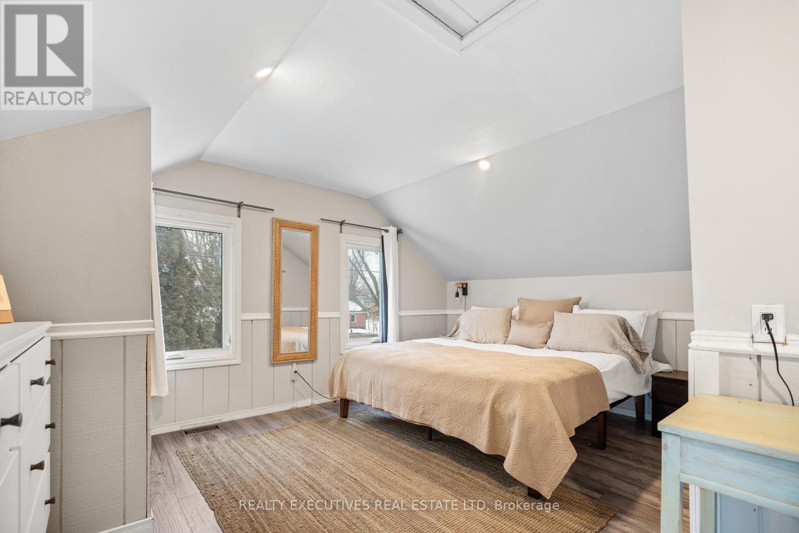 493 Gladstone Street, North Dundas, Ontario  K0C 2K0 - Photo 17 - X12652482