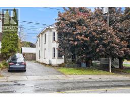 17 ELMSLEY STREET, Smiths Falls, Ontario