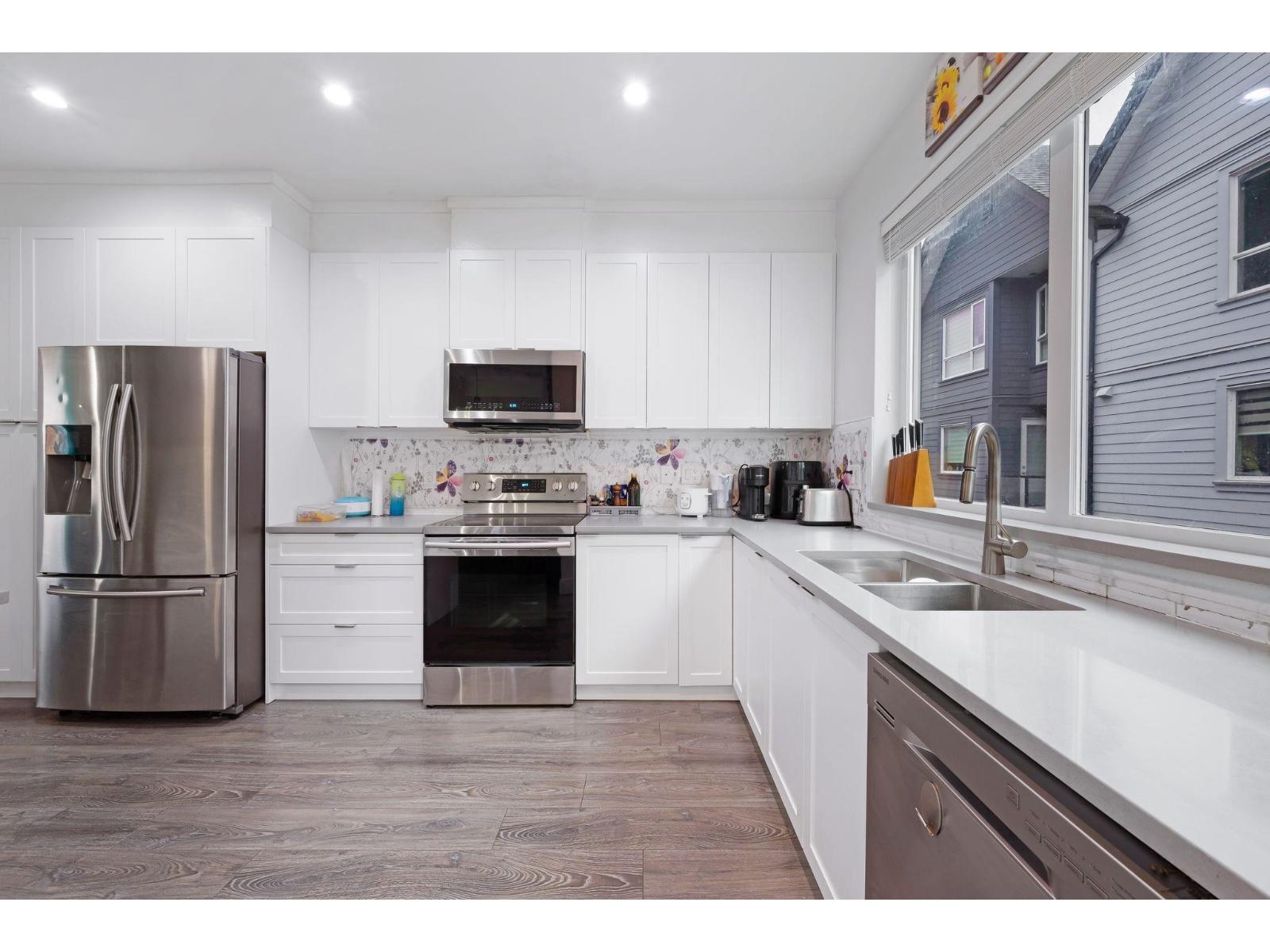 2 12088 76 Avenue, Surrey, British Columbia  V3W 5Z2 - Photo 11 - R3075009