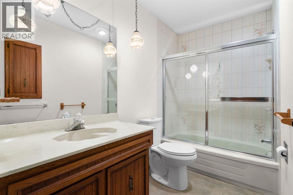 40 Edforth Road Nw, Calgary, Alberta  T3A 3V7 - Photo 34 - A2276272