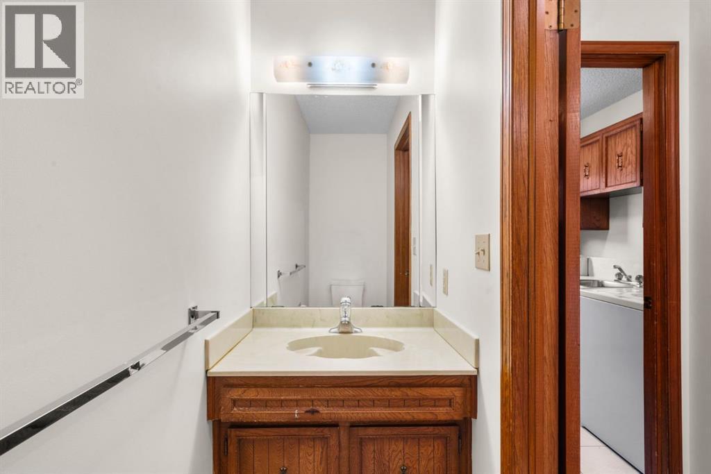 40 Edforth Road Nw, Calgary, Alberta  T3A 3V7 - Photo 19 - A2276272