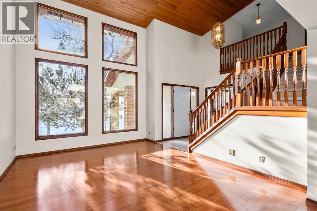 40 Edforth Road Nw, Calgary, Alberta  T3A 3V7 - Photo 7 - A2276272