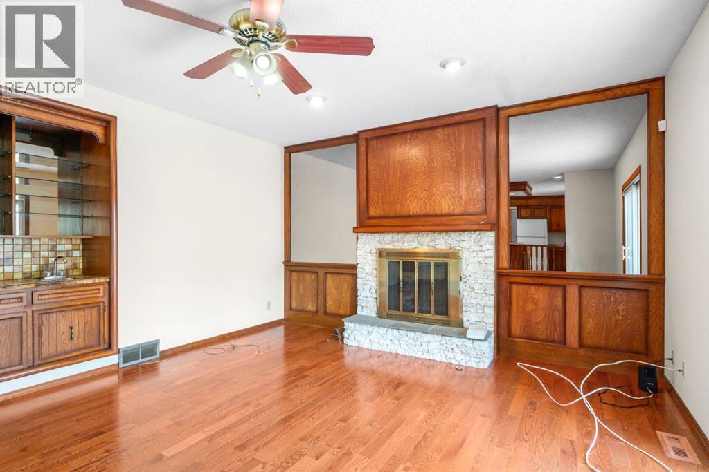 40 Edforth Road Nw, Calgary, Alberta  T3A 3V7 - Photo 15 - A2276272