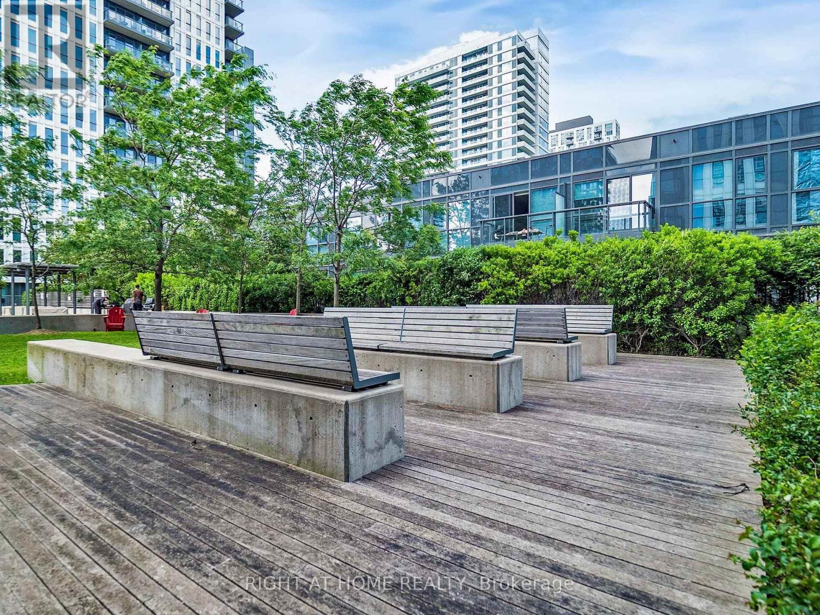 1407 - 55 Regent Park Boulevard, Toronto, Ontario  M5A 0C2 - Photo 32 - C12652476