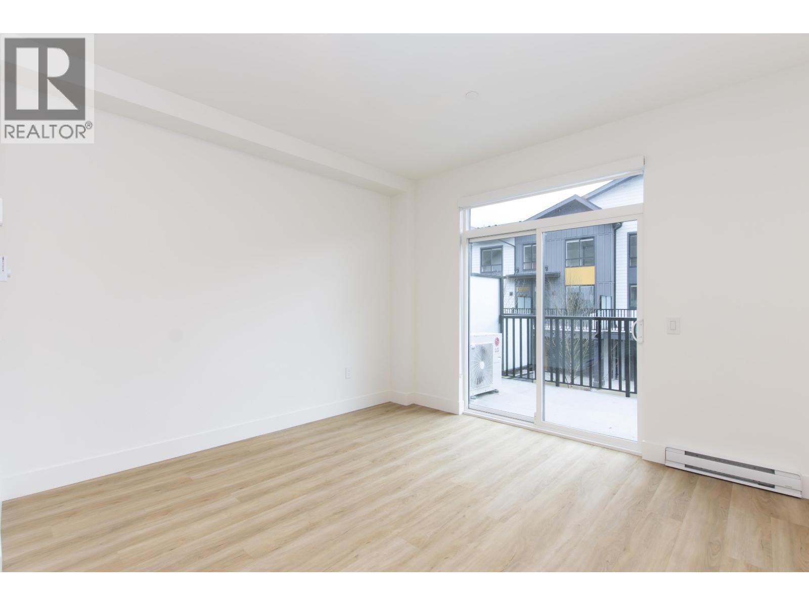 38070 Helm Way, Squamish, British Columbia  V8B 1E6 - Photo 12 - R3075088