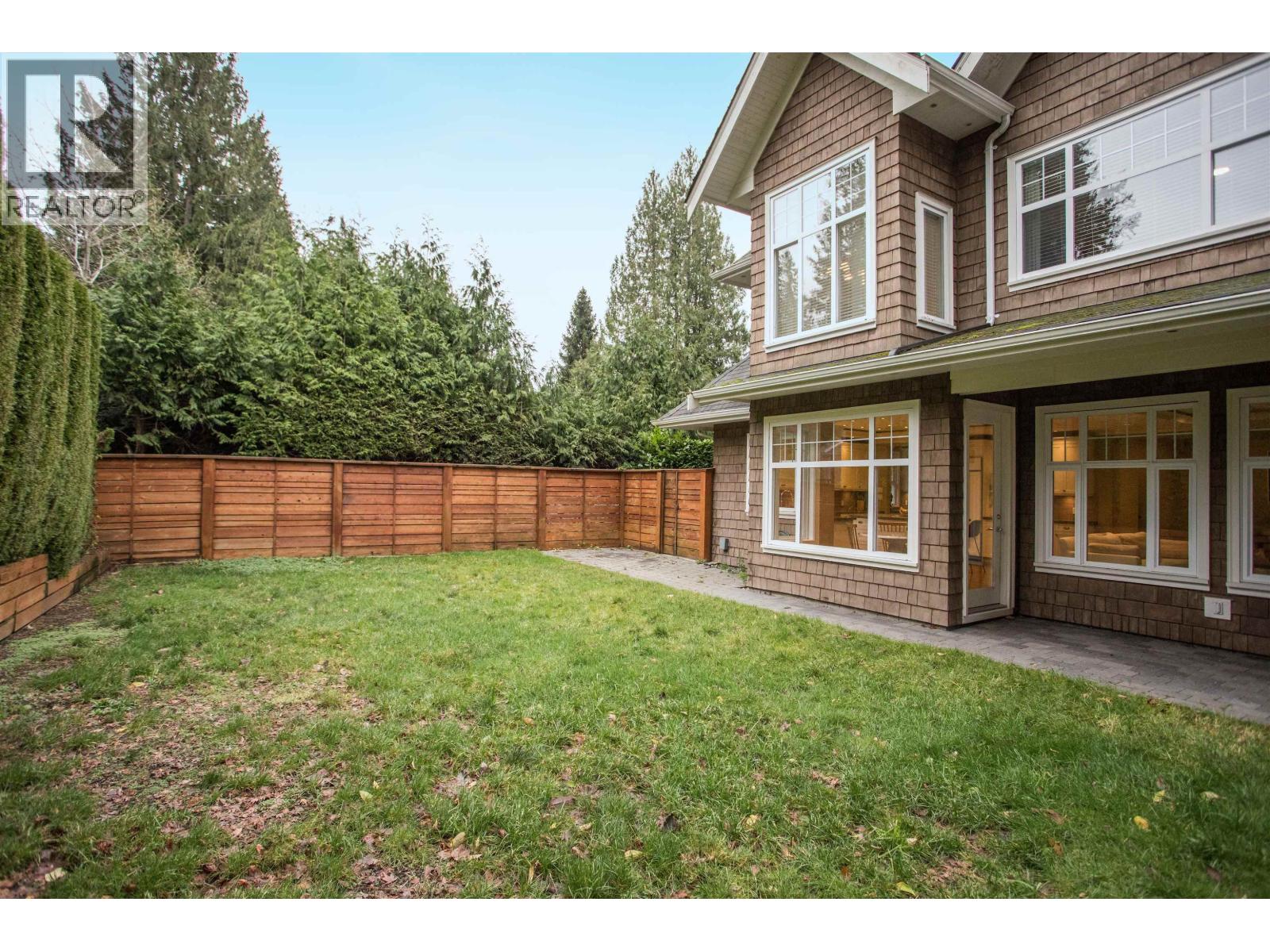 6417 Pitt Street, West Vancouver, British Columbia  V7W 2C1 - Photo 35 - R3075094