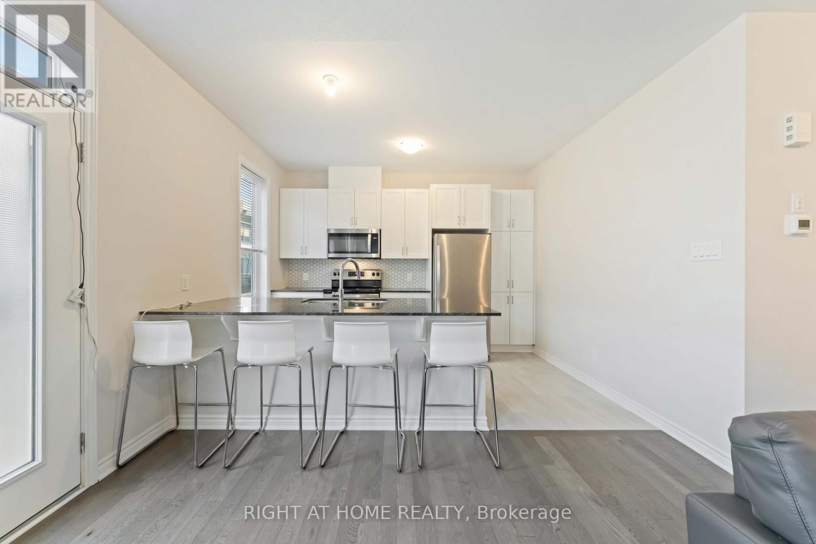 46 Focality Crescent, Ottawa, Ontario  K2J 6W7 - Photo 11 - X12527776