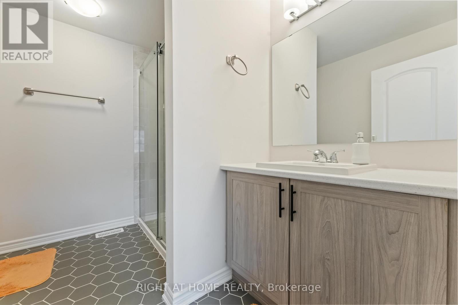 46 Focality Crescent, Ottawa, Ontario  K2J 6W7 - Photo 20 - X12527776