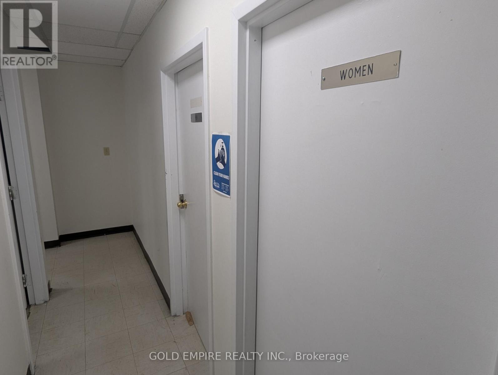 #8 - 41 Mondamin Street, St. Thomas, Ontario  N5P 2V3 - Photo 18 - X12652536