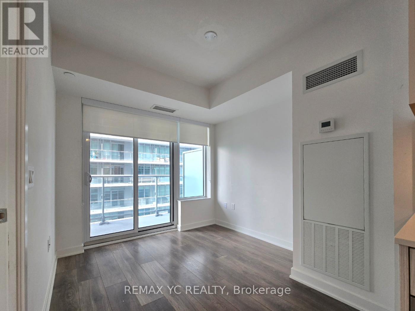 3015 - 195 Redpath Avenue, Toronto, Ontario  M9P 0E4 - Photo 4 - C12652516