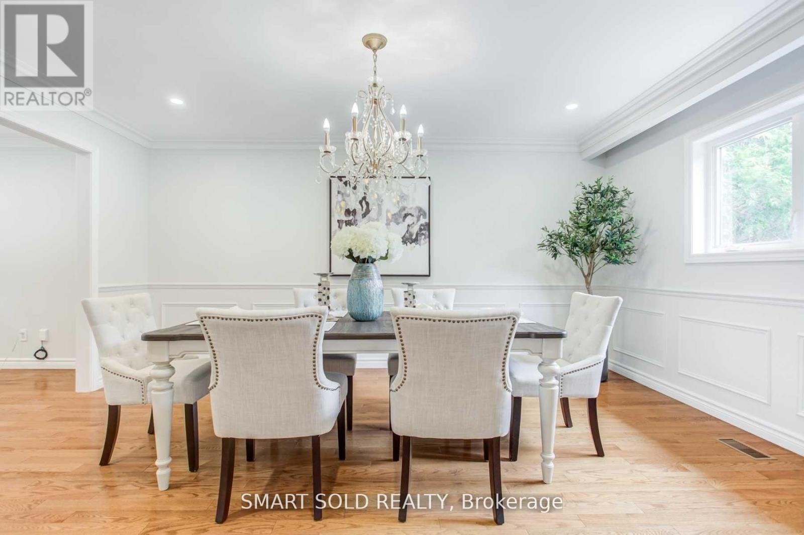 45 Abbeywood Trail, Toronto, Ontario  M3B 3B4 - Photo 5 - C12652520