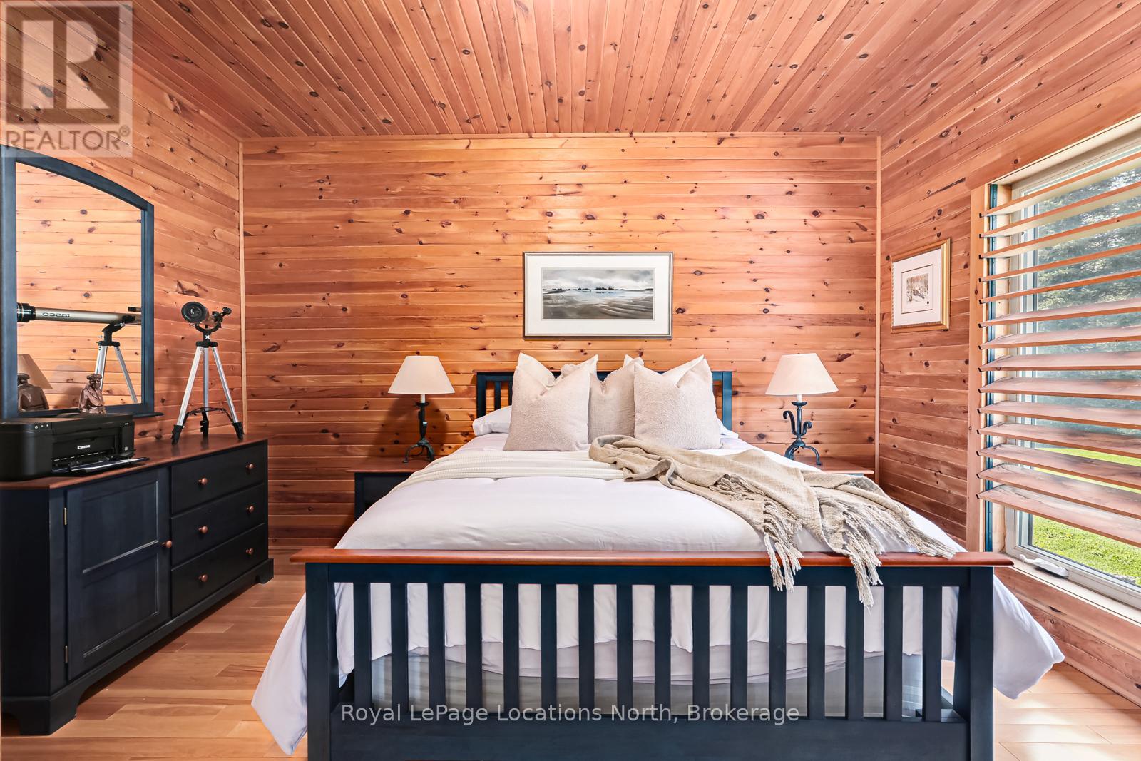 9197 County 91 Road, Clearview, Ontario  L0M 1H0 - Photo 15 - S12200369