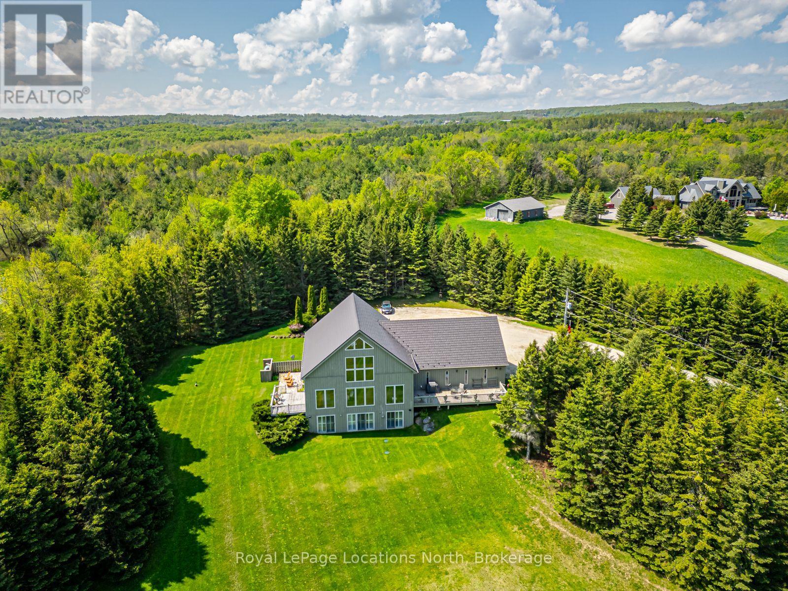 9197 County 91 Road, Clearview, Ontario  L0M 1H0 - Photo 3 - S12200369