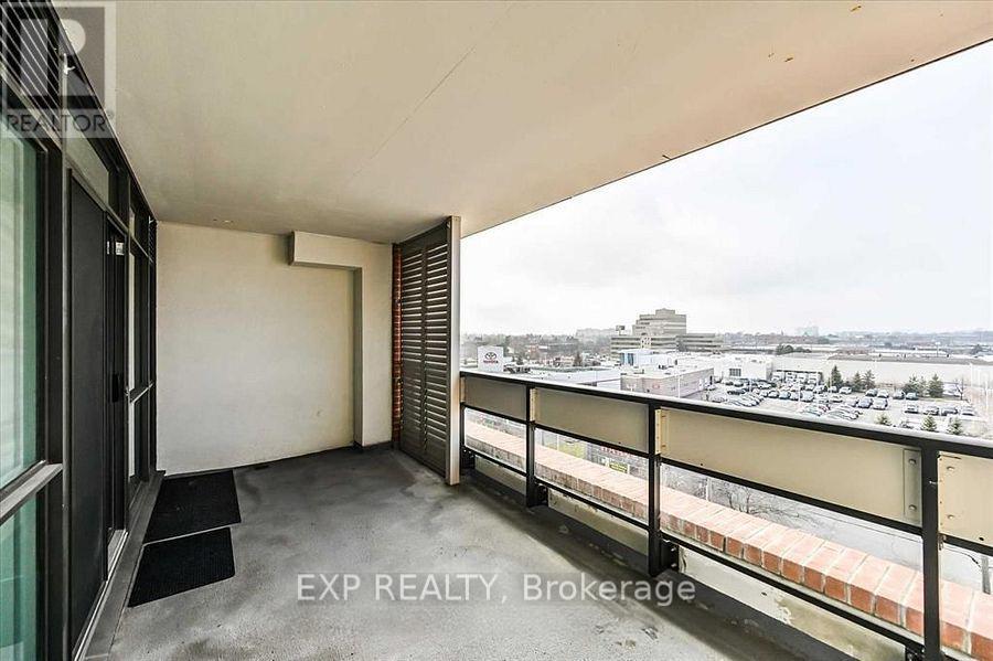 605 - 3091 Dufferin Street, Toronto, Ontario  M6A 0C4 - Photo 6 - W12652518