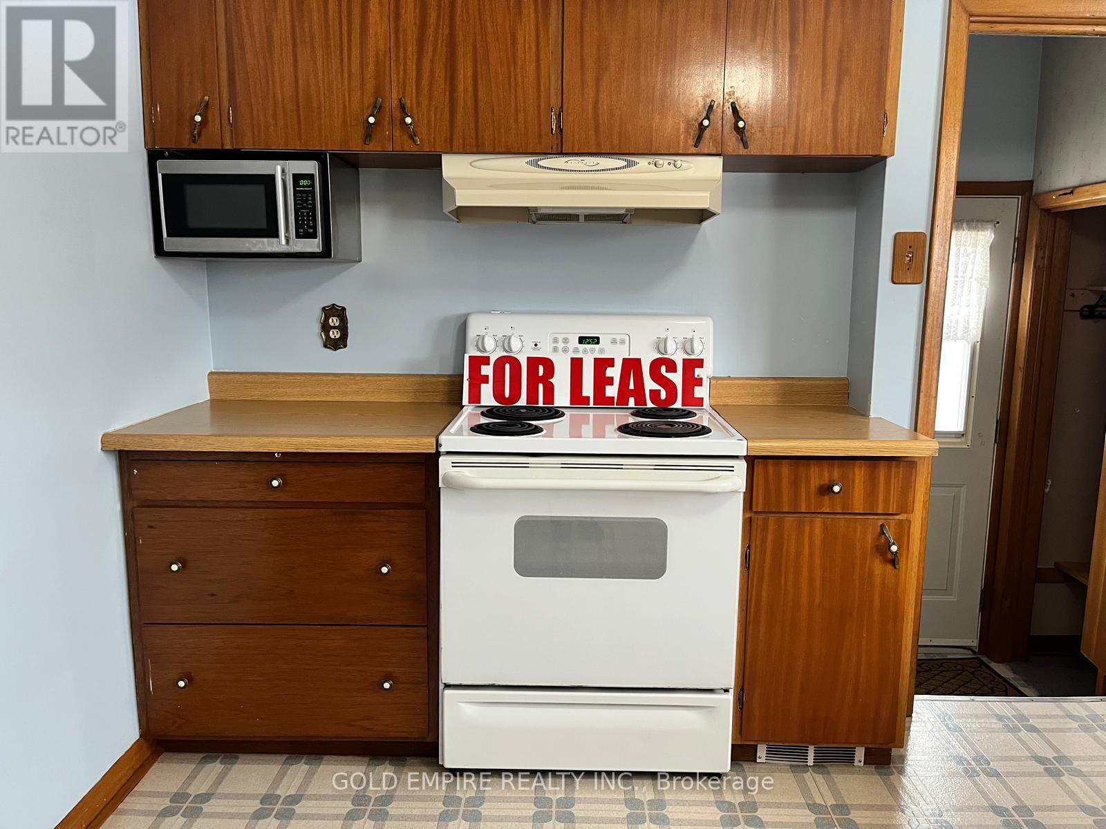 19 St Joseph Street, St. Thomas, Ontario  N5R 1S8 - Photo 11 - X12652512