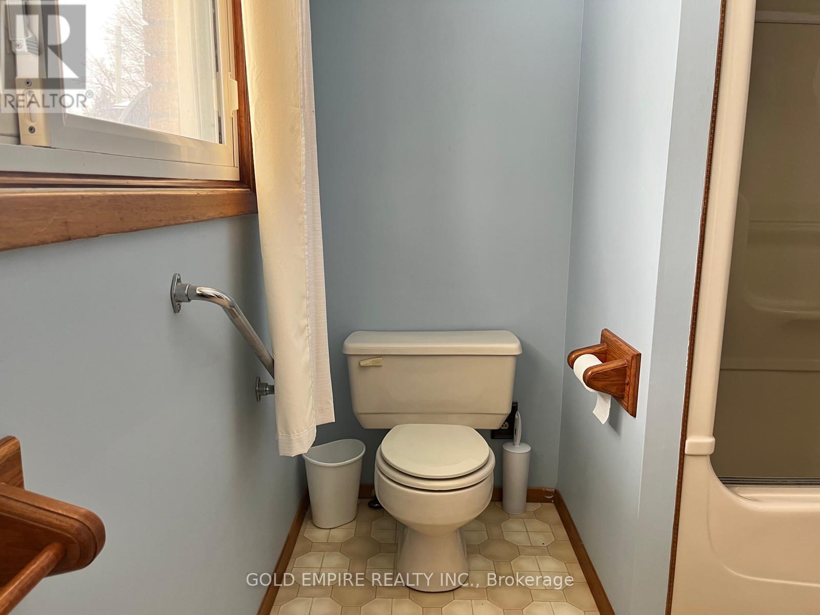 19 St Joseph Street, St. Thomas, Ontario  N5R 1S8 - Photo 27 - X12652512