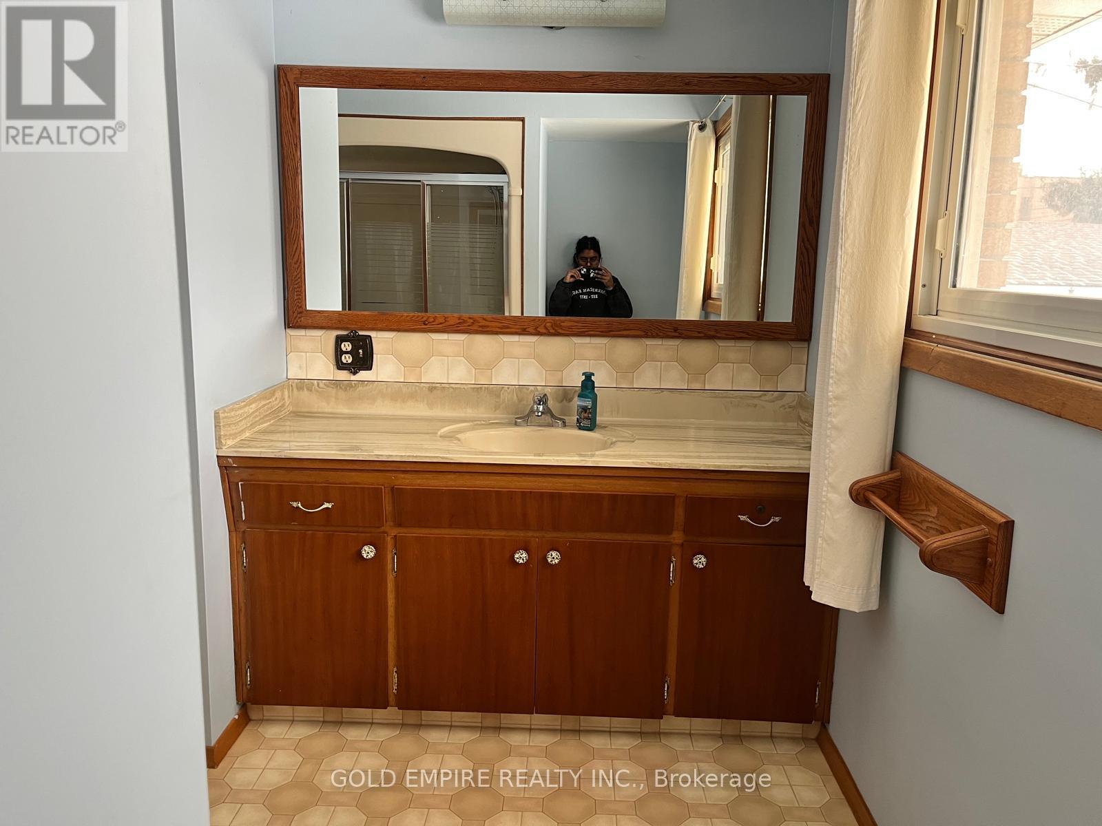 19 St Joseph Street, St. Thomas, Ontario  N5R 1S8 - Photo 29 - X12652512