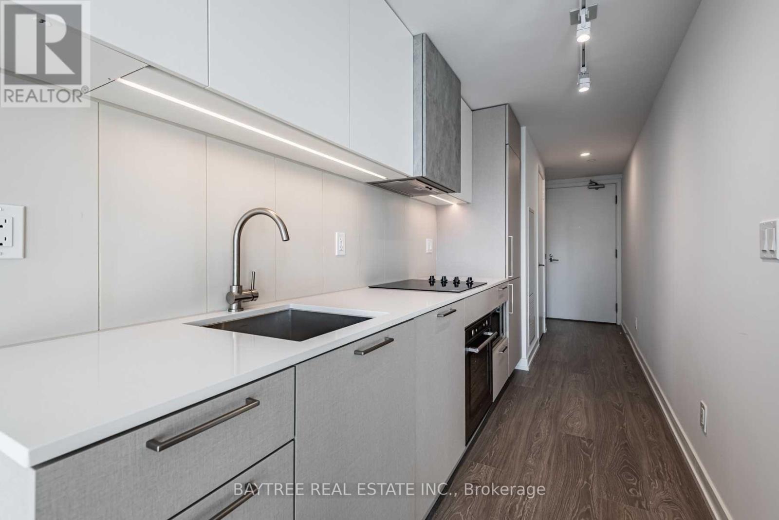 301 - 19 Western Battery Road, Toronto, Ontario  M6K 3S4 - Photo 4 - C12652556