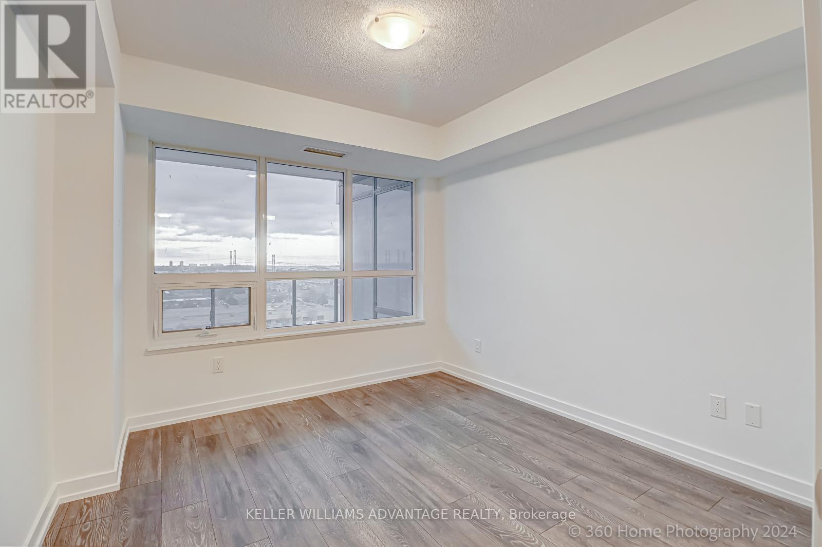 1311 - 1455 Celebration Drive, Pickering, Ontario  L1W 1L8 - Photo 3 - E12652550