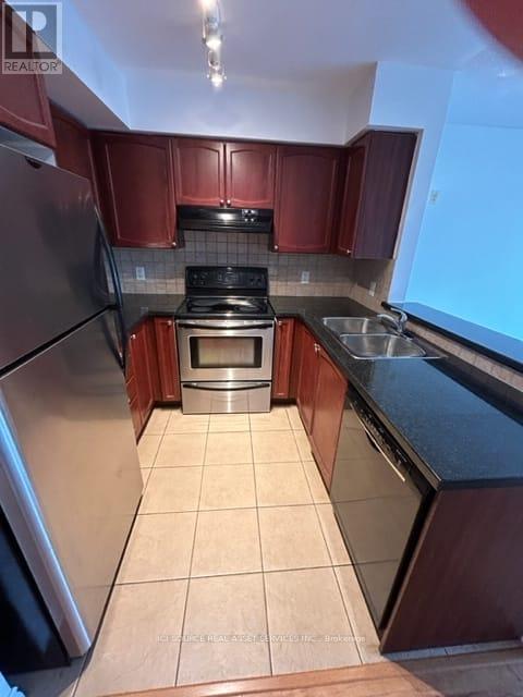 408 - 3840 Bathurst Street, Toronto, Ontario  M3H 6C6 - Photo 3 - C12494570