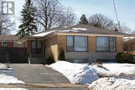 16 MILLMERE DRIVE, Toronto, Ontario