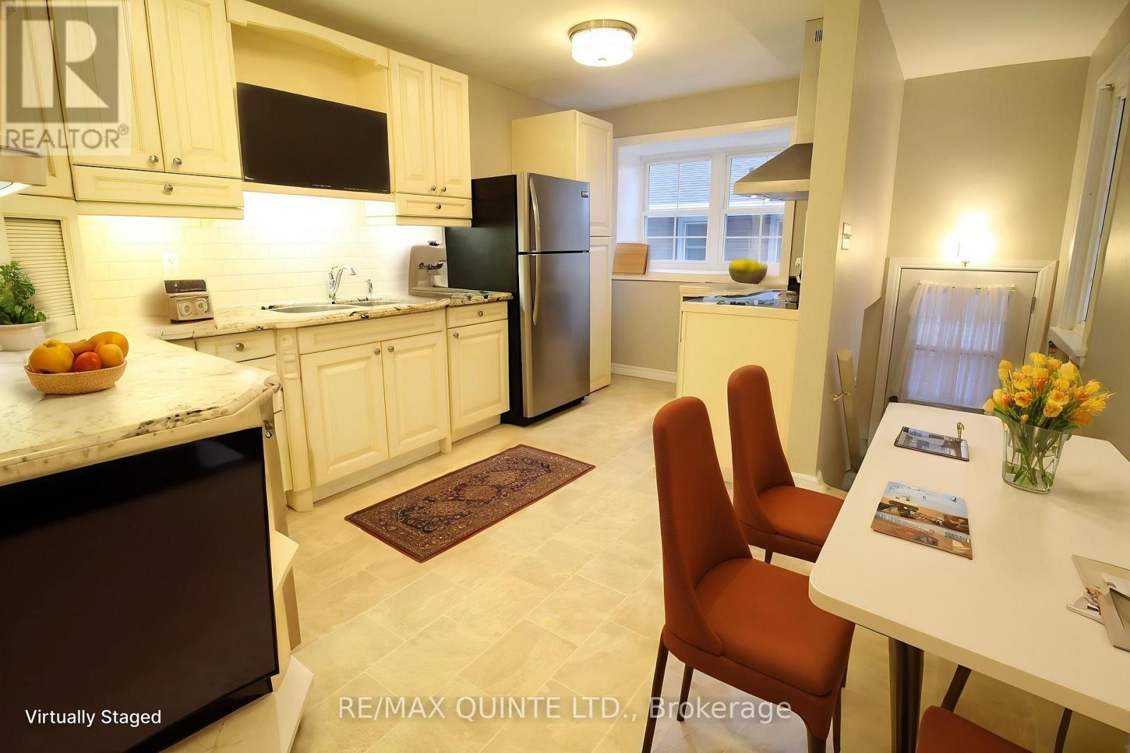 68 Elizabeth Crescent, Belleville, Ontario  K8N 1K5 - Photo 10 - X12474519