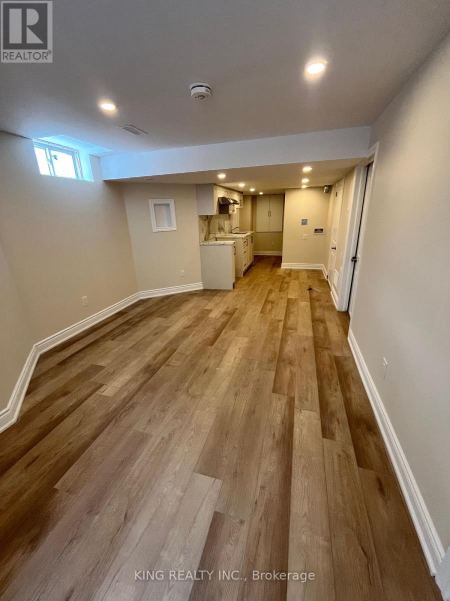 81 Agava Street, Brampton, Ontario  L7A 4S4 - Photo 2 - W12652578