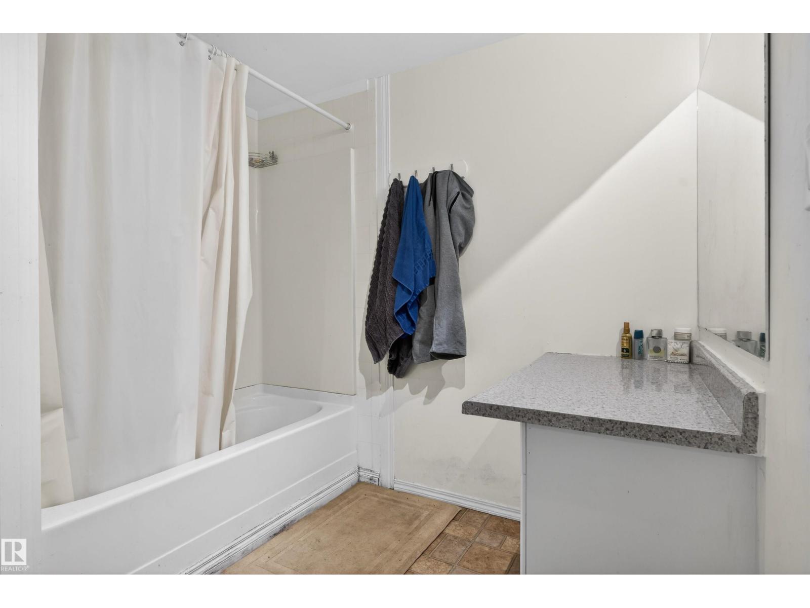 1732 61 St Nw, Edmonton, Alberta  T6L 1N2 - Photo 25 - E4468654