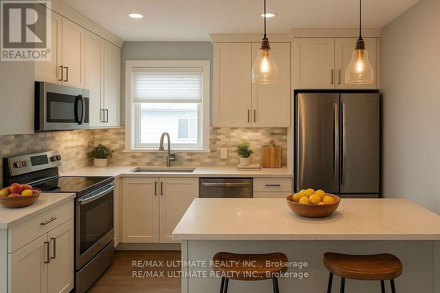 10 Columbia Street, St. Catharines, Ontario  L2R 5H6 - Photo 2 - X12652580