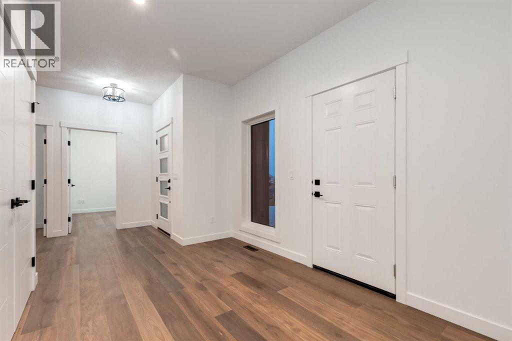 232 Red Tail Ridge Se, High River, Alberta  T1V 0J8 - Photo 3 - A2256121