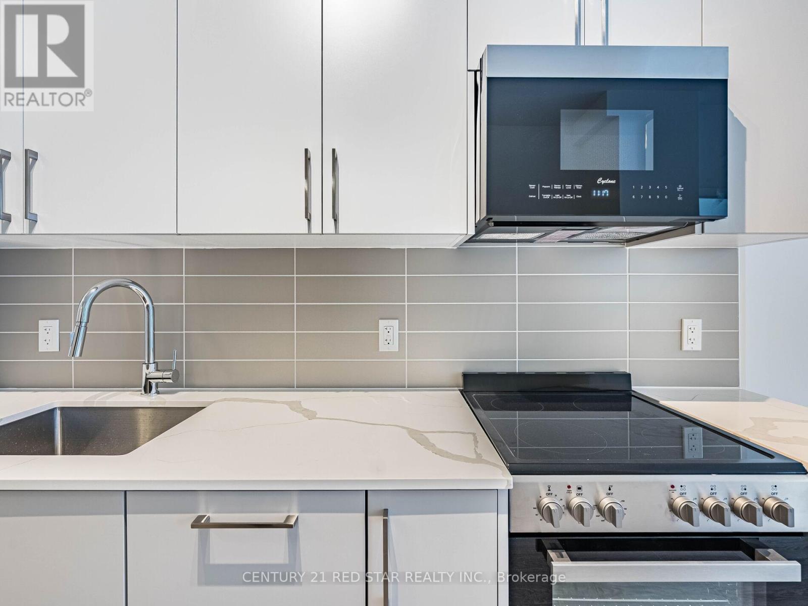 119 - 2075 King Road, King, Ontario  L7B 0R6 - Photo 13 - N12652584