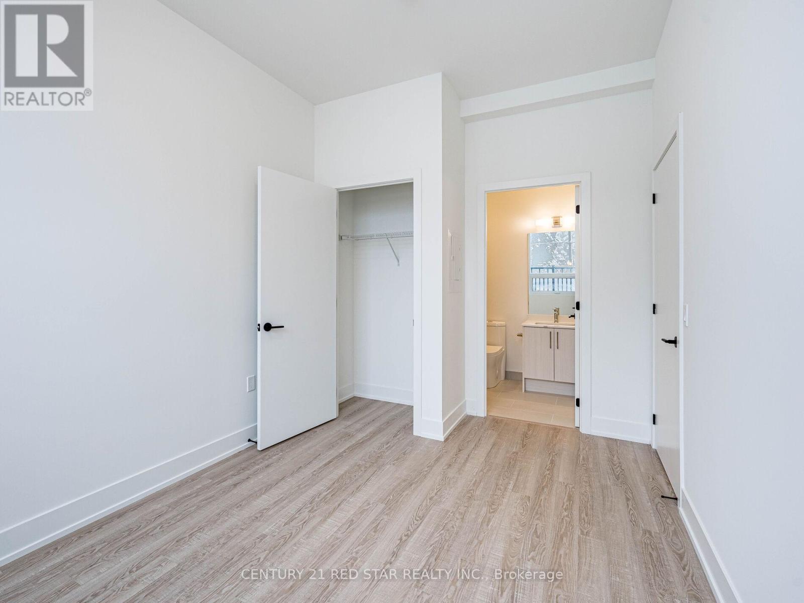 119 - 2075 King Road, King, Ontario  L7B 0R6 - Photo 22 - N12652584