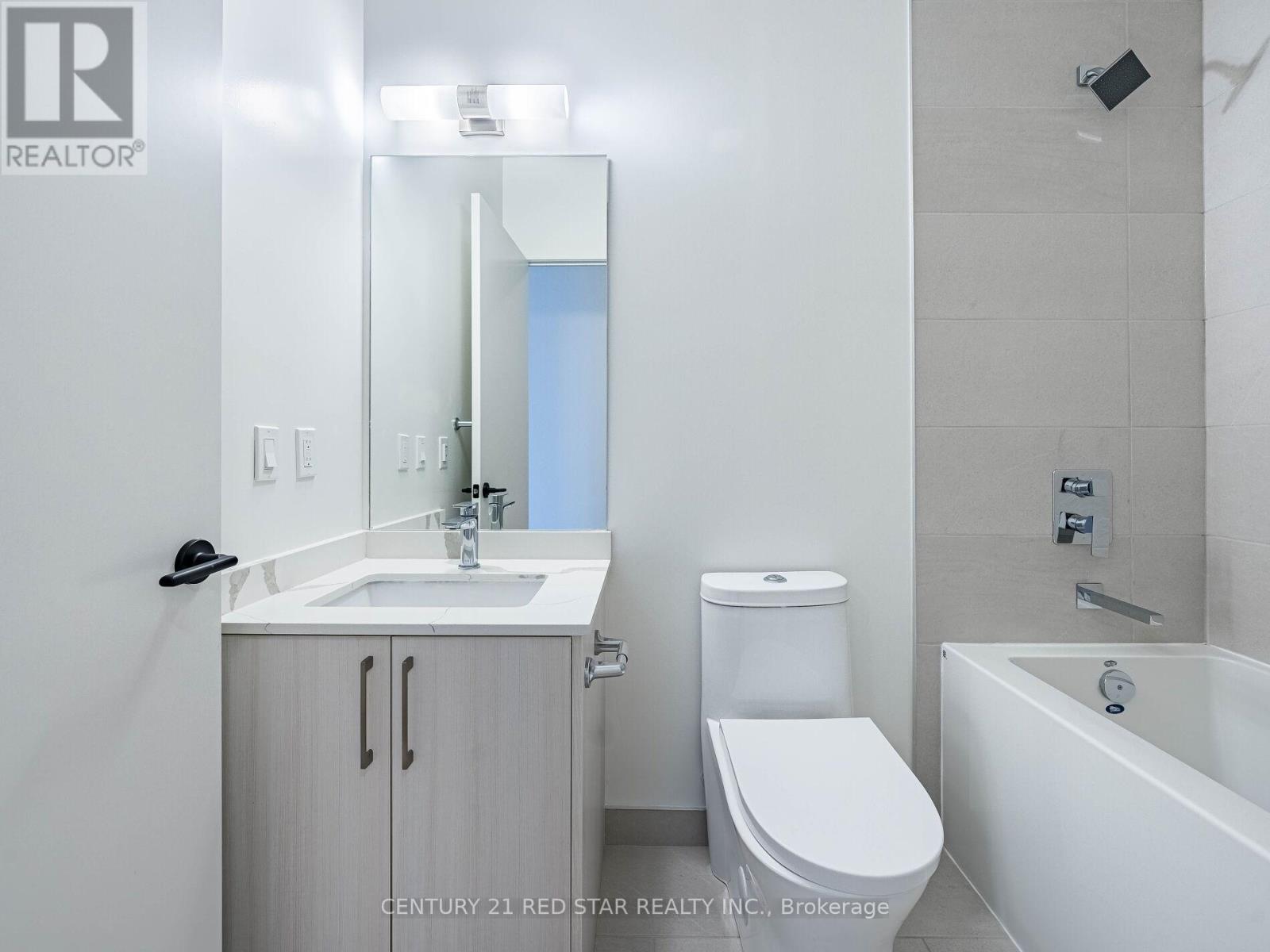 119 - 2075 King Road, King, Ontario  L7B 0R6 - Photo 29 - N12652584