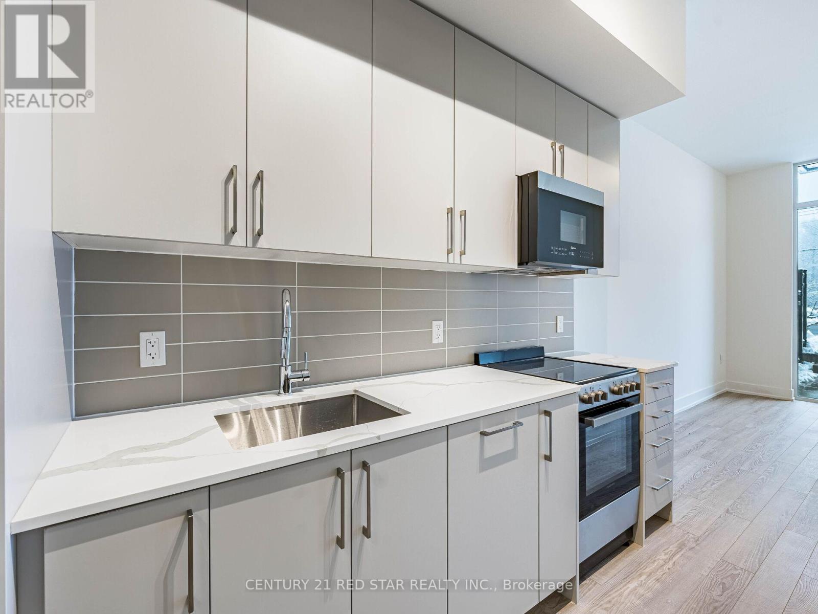 119 - 2075 King Road, King, Ontario  L7B 0R6 - Photo 9 - N12652584