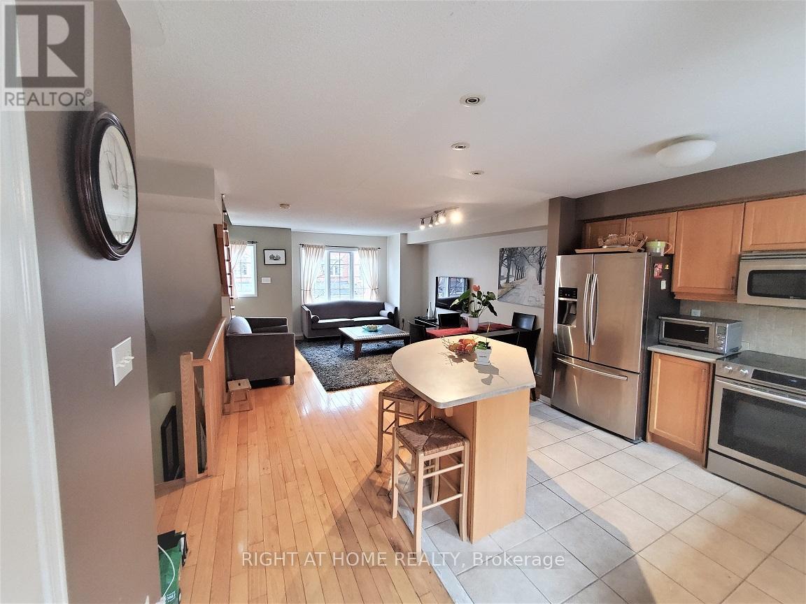 3 - 161 Twelfth Street, Toronto, Ontario  M8V 4E2 - Photo 7 - W12652582