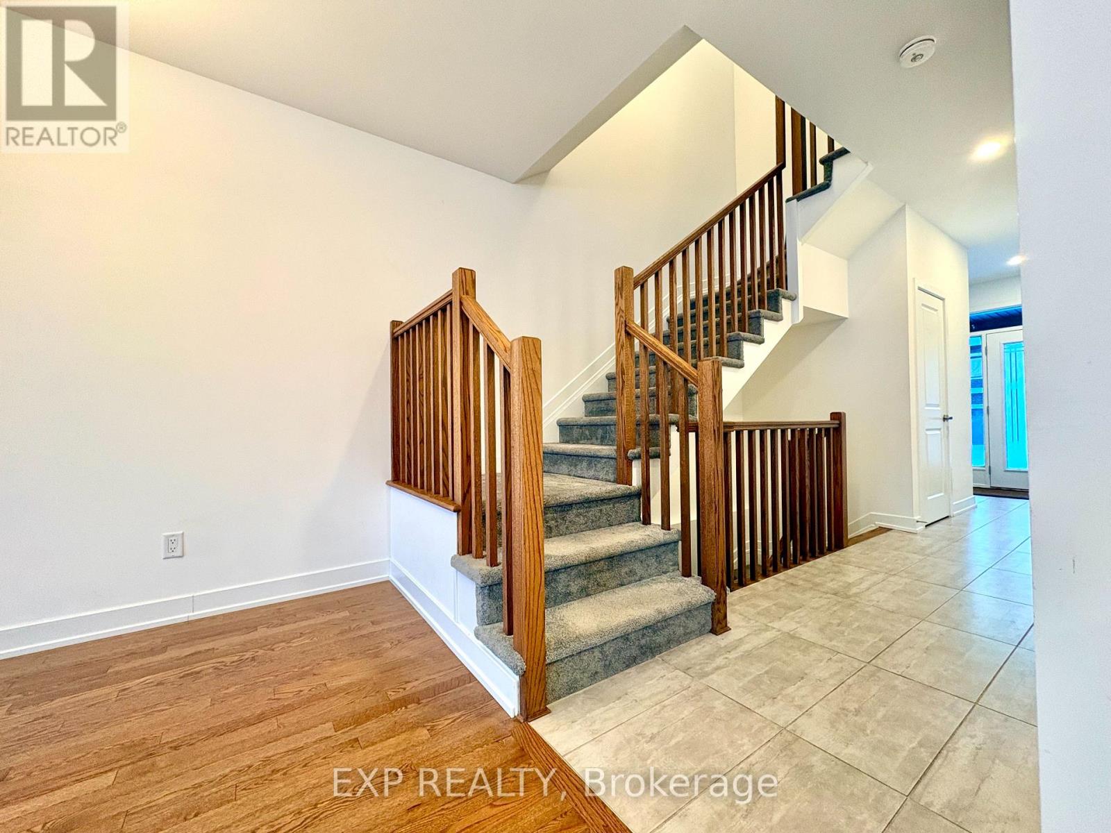 261 Finsbury Avenue, Ottawa, Ontario  K2S 2Y2 - Photo 13 - X12652596