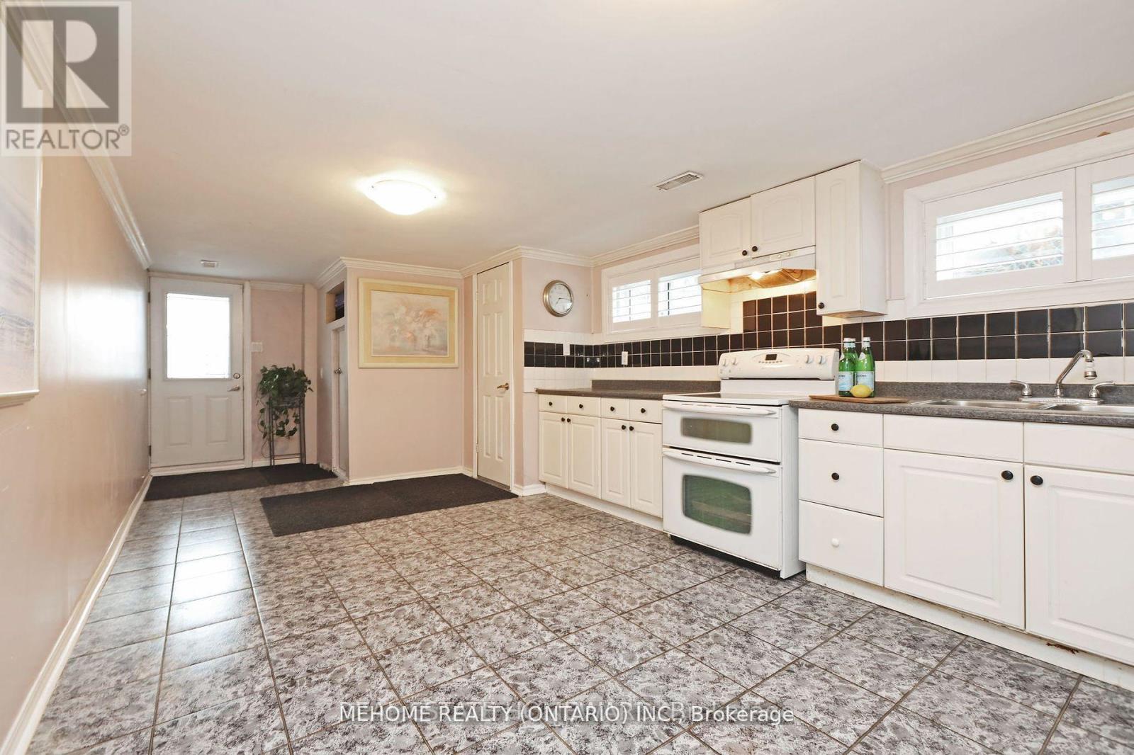 Bsmt - 130 Edmonton Drive, Toronto, Ontario  M2J 3X1 - Photo 4 - C12652594