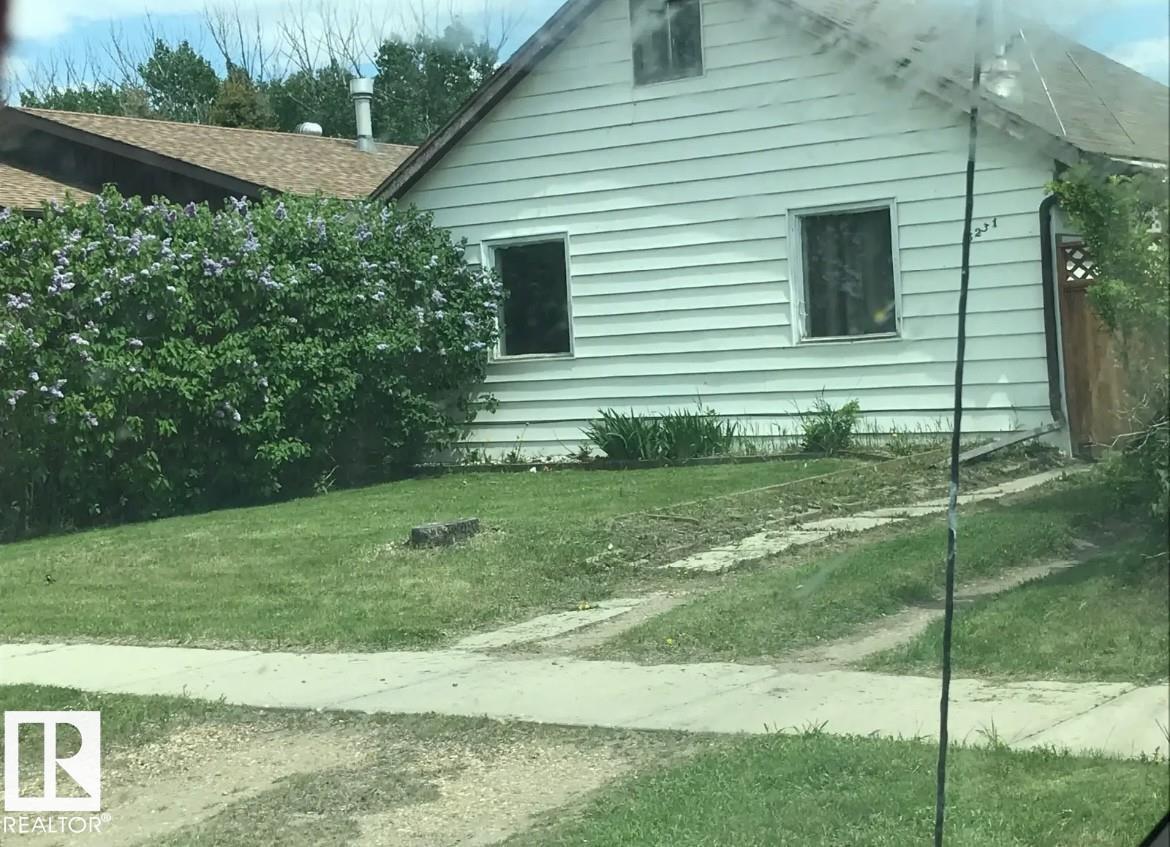 5231 46 ST, Camrose, Alberta