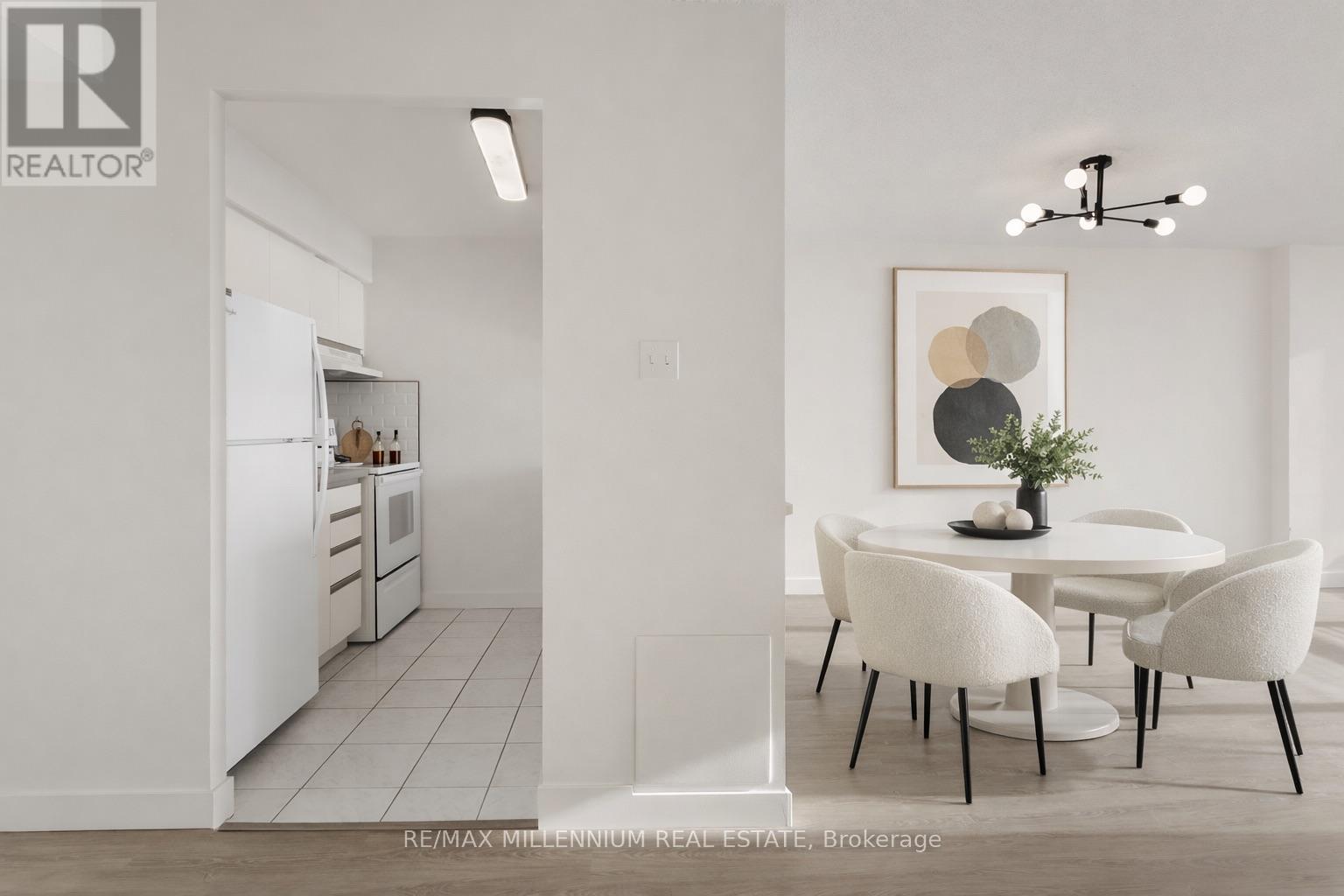 803 - 12 Laurelcrest Street, Brampton, Ontario  L6S 5Y4 - Photo 3 - W12651712