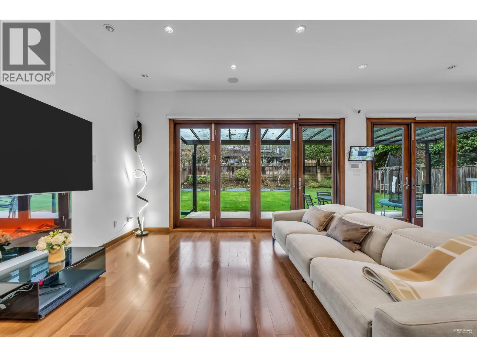 2227 Haywood Avenue, West Vancouver, British Columbia  V7V 1X6 - Photo 14 - R3075031