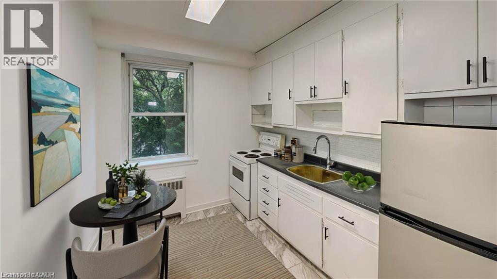 4 Robinson Street Unit# 7, Hamilton, Ontario  L8P 1Y5 - Photo 3 - 40775080