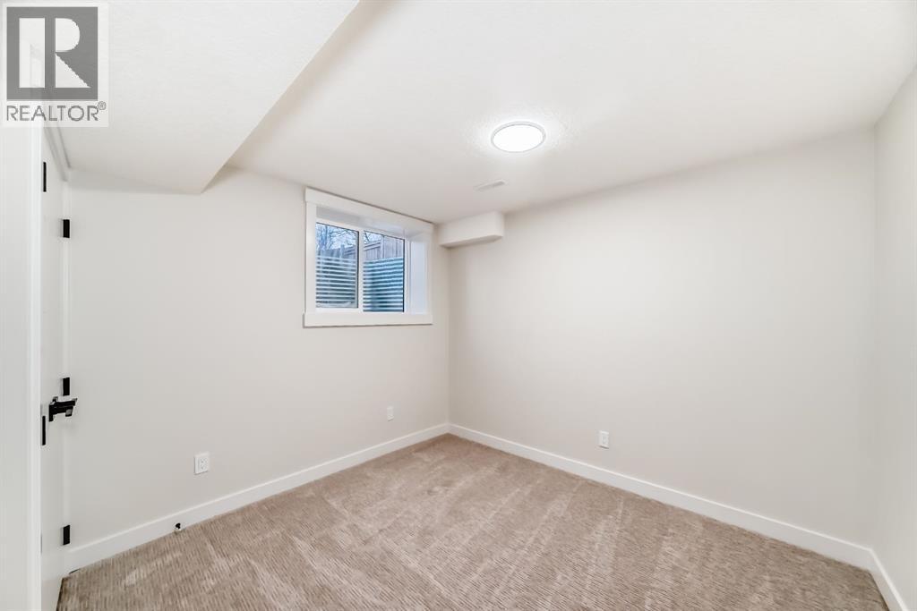 100 Beddington Circle Ne, Calgary, Alberta  T3K 1K6 - Photo 31 - A2275507
