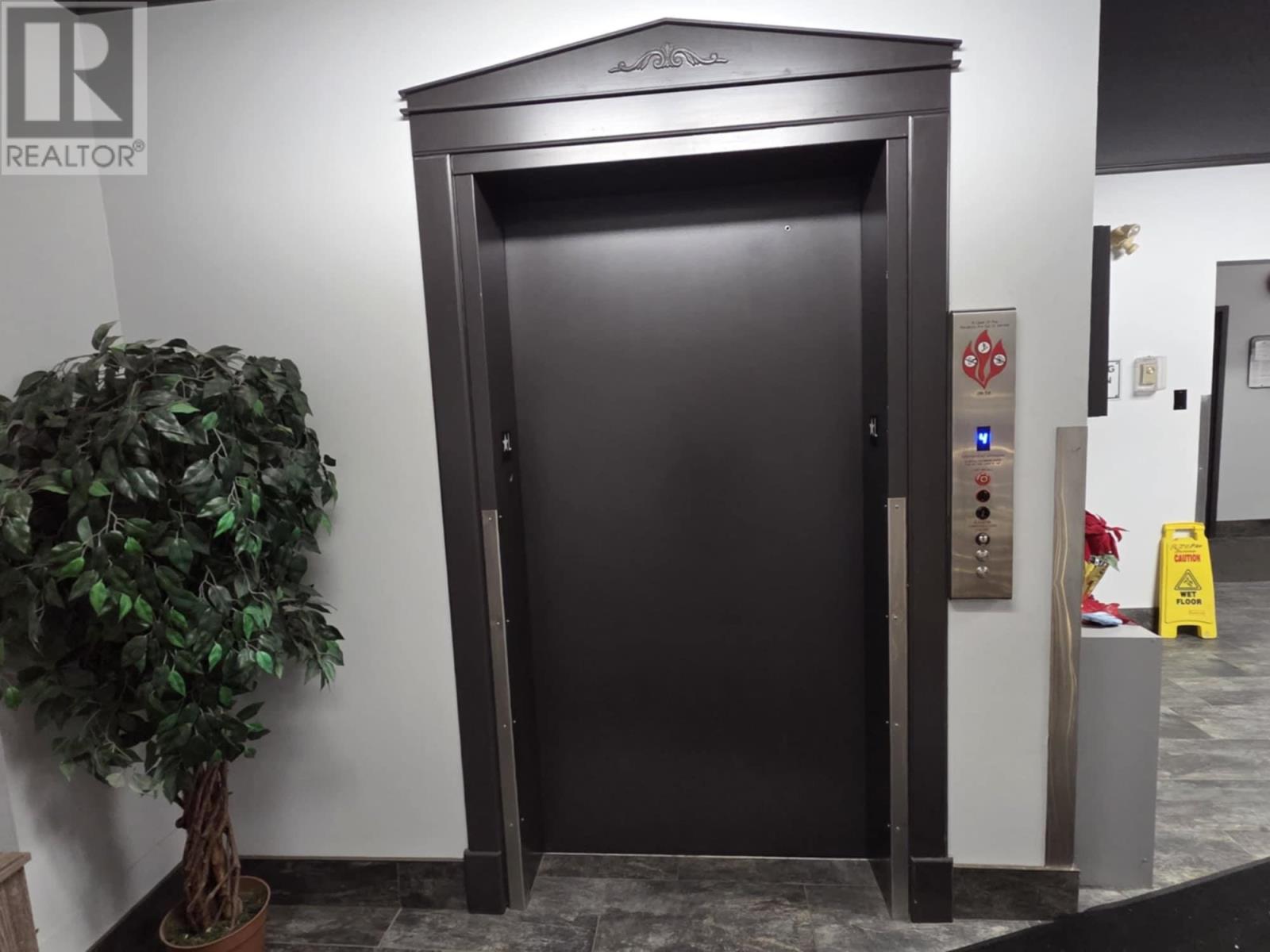 140 725 James St S, Thunder Bay, Ontario  P7E 6N3 - Photo 5 - TB253686