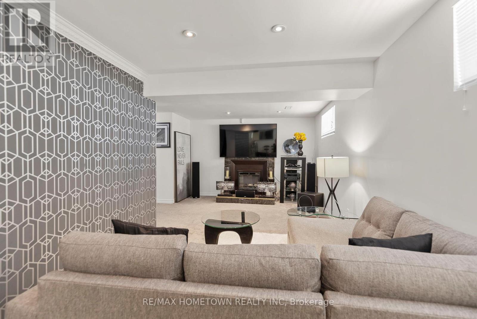 1020 Crestwood Drive, Brockville, Ontario  K6V 7N1 - Photo 39 - X12652630