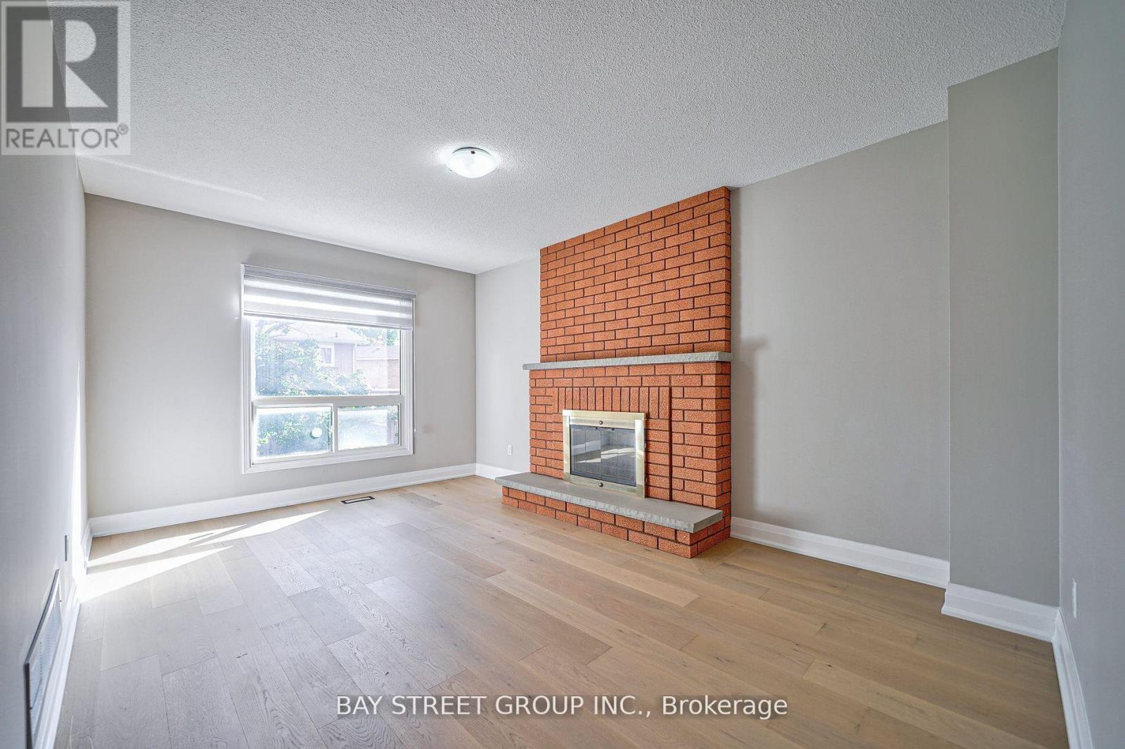 65 Michener Crescent, Markham, Ontario  L3P 6Z5 - Photo 6 - N12652646
